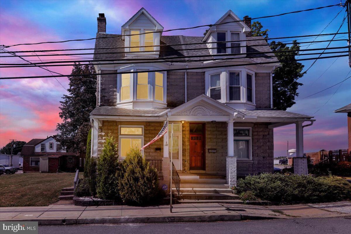 Property Photo:  147 N Whiteoak Street  PA 19530 