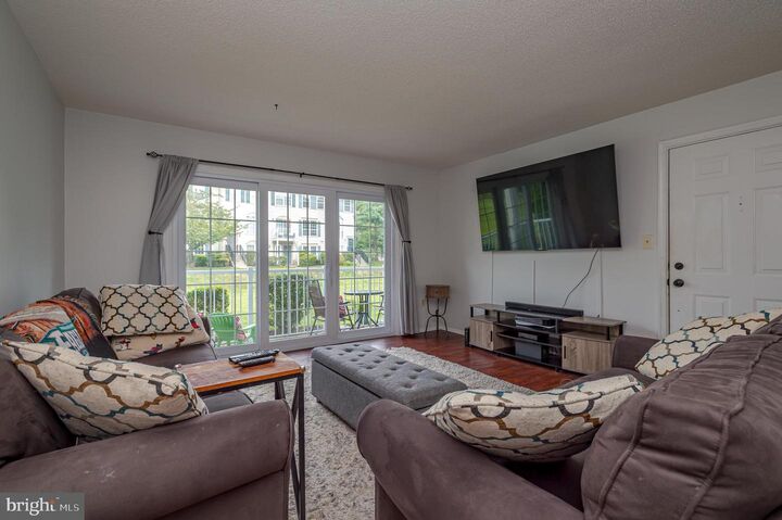 75 Chambord Court  Hamilton NJ 08619 photo