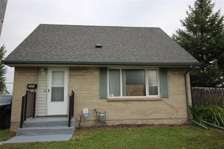 2279 Ness Avenue  Winnipeg MB R3J 0Z9 photo
