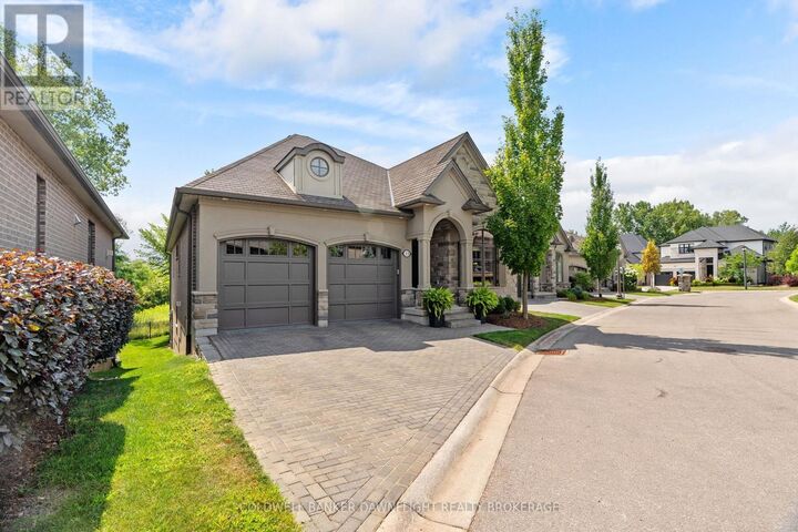 Photo de la propriété:  2290 Torrey Pines Way 33  ON N6G 0N9 