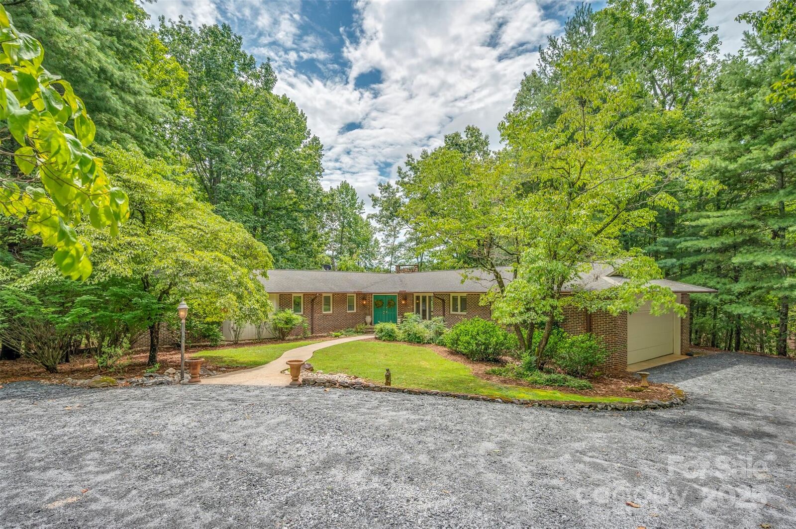 Property Photo: 106 Blue Bird Lane NC 28782