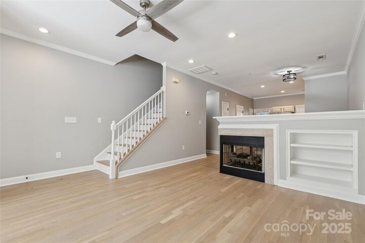 Property Photo:  222-50 S Torrence Street  NC 28204 