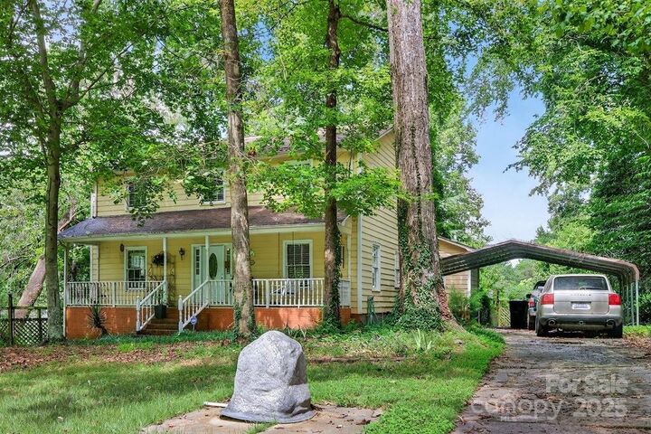 Property Photo:  7144 Chapparall Lane  NC 28215 