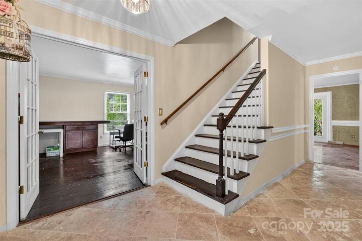 Property Photo: 7144 Chapparall Lane NC 28215