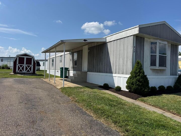 Property Photo:  217 Raspberry Circle  OH 43025 