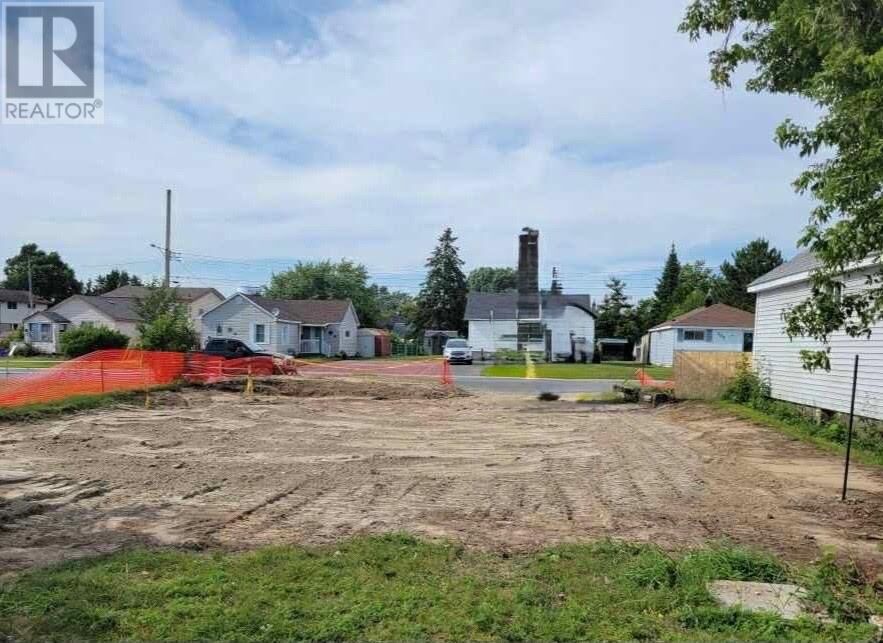 Photo de la propriété:  515 Annette Street  ON P5E 1L6 