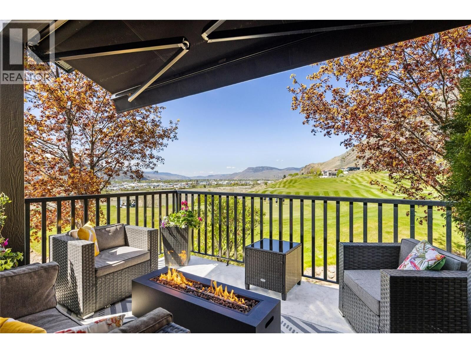 Property Photo:  100 Sun Rivers Drive 2  BC V2H 1R4 