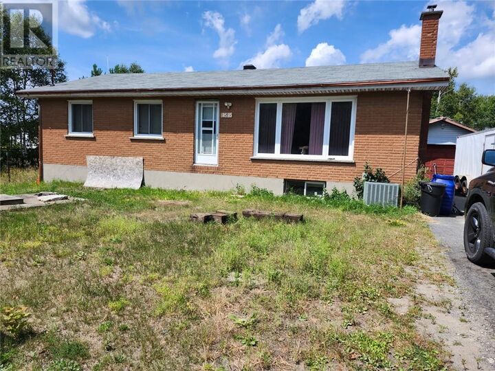 Property Photo:  1585 Skead Road  ON P3L 1V6 
