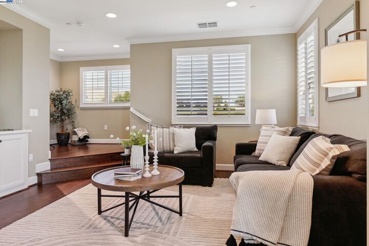Property Photo:  389 Basswood Cmn 5  CA 94551 