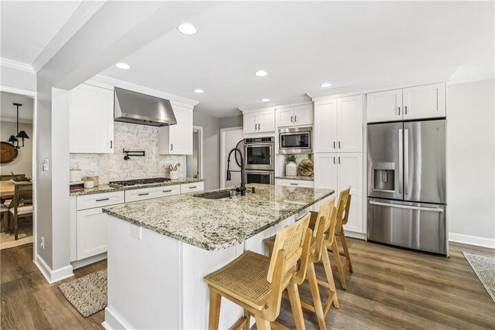 Property Photo: 12065 King Road GA 30075