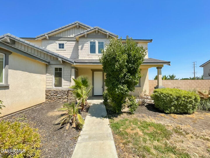 Property Photo: 6727 Miramar Lane CA 93551