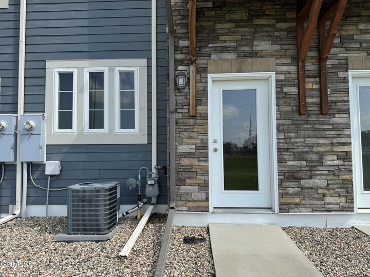 Property Photo:  3163 Sullivan Loop  ND 58504 