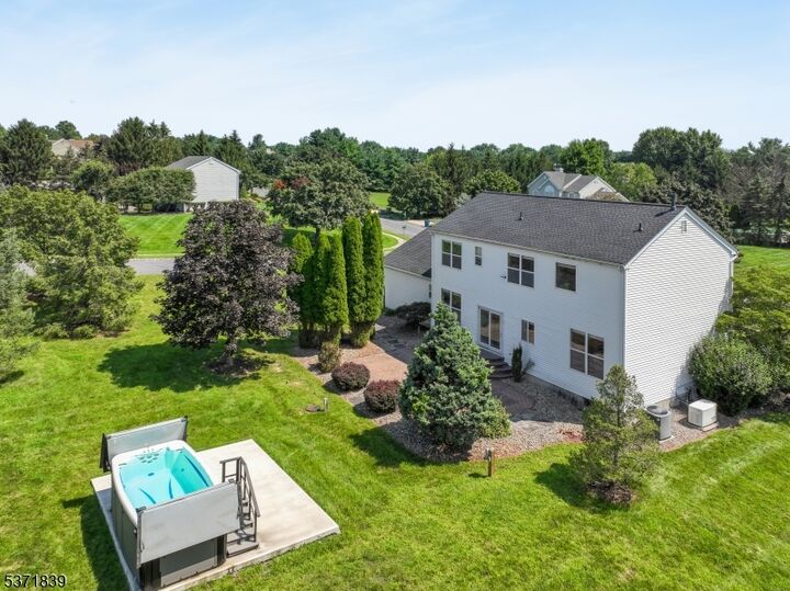 Property Photo:  7 Johnston Dr  NJ 08822 