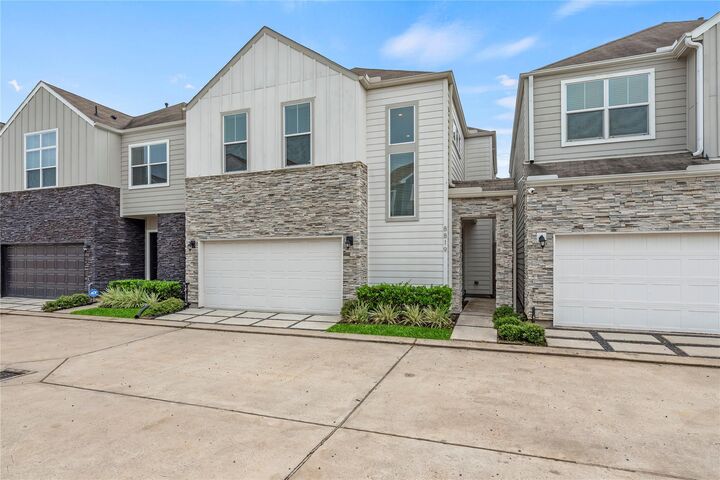 Property Photo: 8819 Hollister Pine Court TX 77080