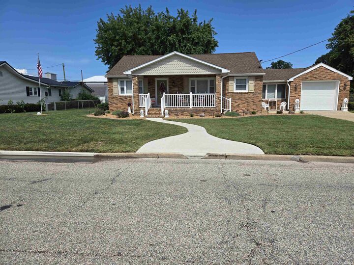 Property Photo: 909 S 13th Street IN 47591
