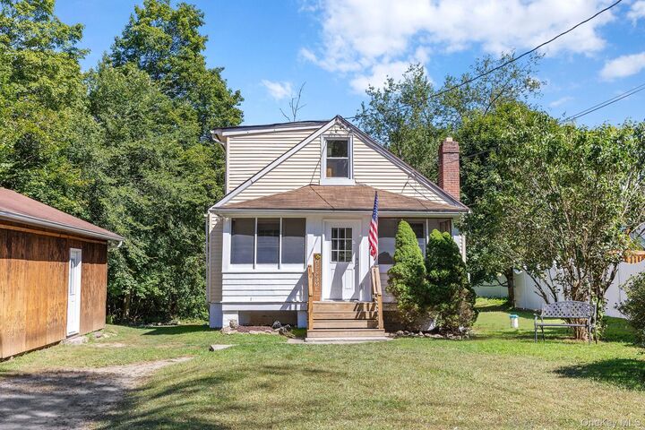 28 N Fostertown Drive  Newburgh NY 12550 photo
