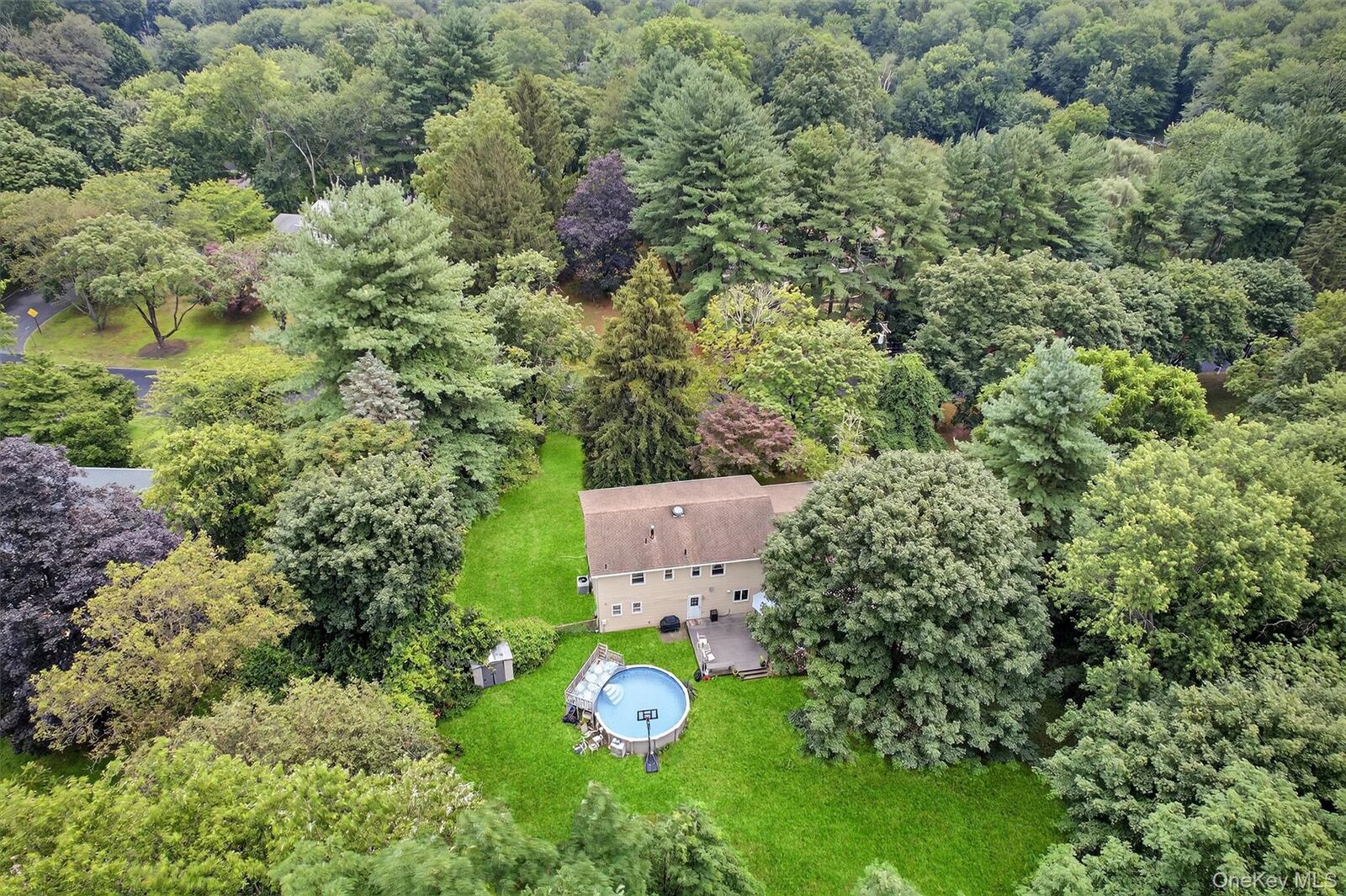 Property Photo:  3 Karsten Drive  NY 10901 