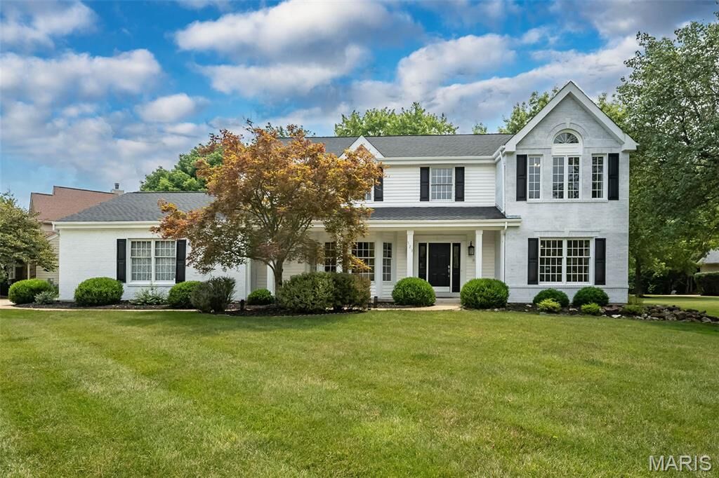 Property Photo:  523 Autumn Oaks Drive  MO 63021 