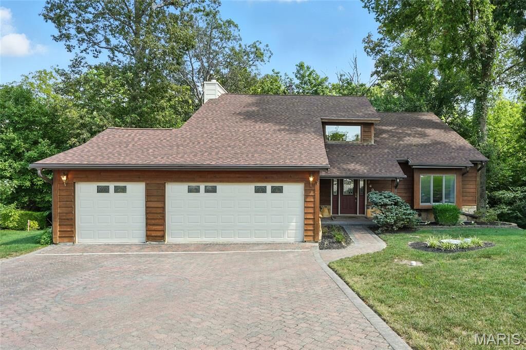 Property Photo: 3605 Meadowglen Court MO 63303