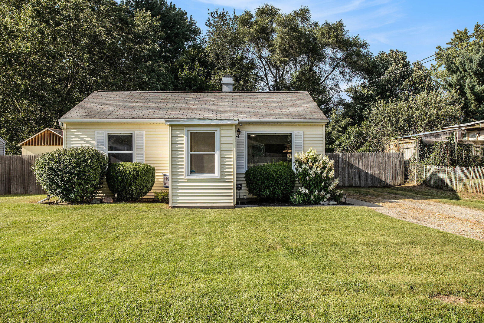 Property Photo:  134 Creekview Drive  MI 49037 