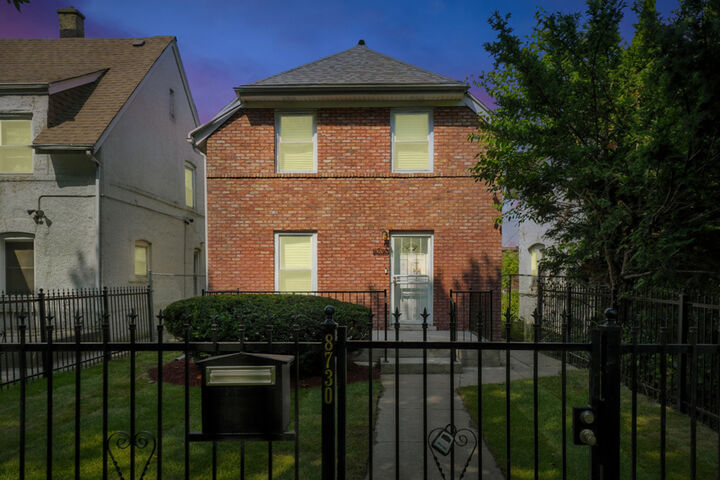 Property Photo: 8730 S Wabash Avenue IL 60619