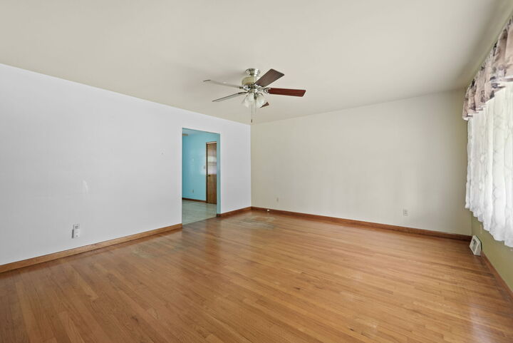 Property Photo: 424 N 4th Street IL 60970