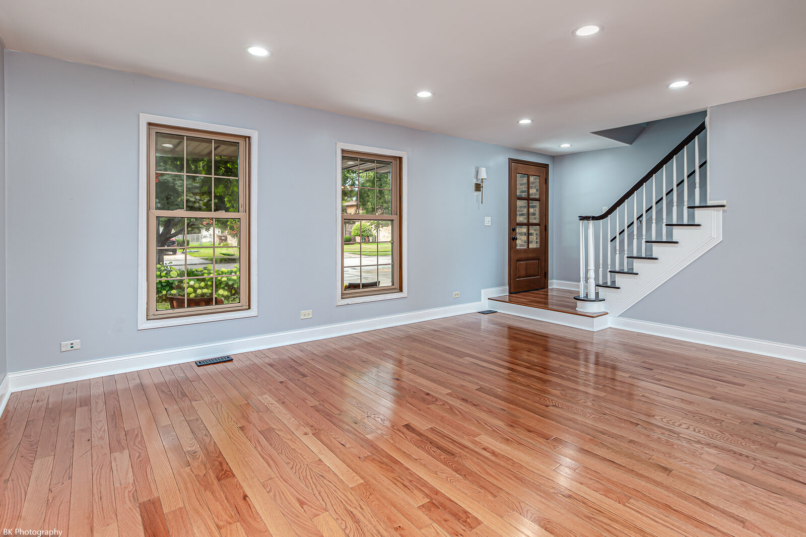 Property Photo:  7218 Sandy Lane  IL 60477 