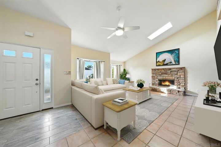 Property Photo:  407 Birmingham Dr.  CA 92007 