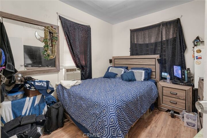 Property Photo:  2161 Locust Avenue  CA 90806 