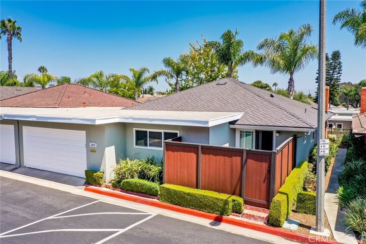 Property Photo:  16952 Canyon Ln  CA 92649 