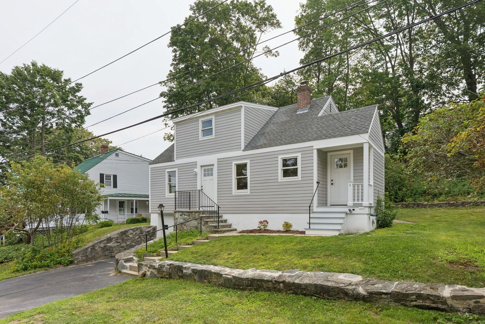 Property Photo:  4 Glen Avenue  ME 04107 