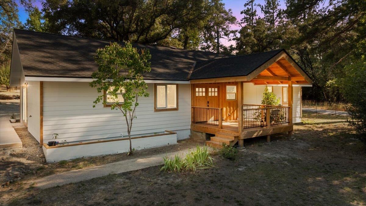 Property Photo:  10821 Beckville Road  CA 95959 