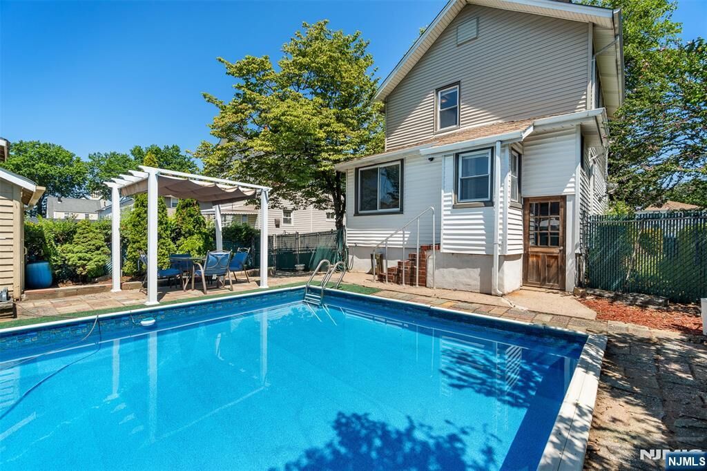 Property Photo:  321-323 Simons  NJ 07601 