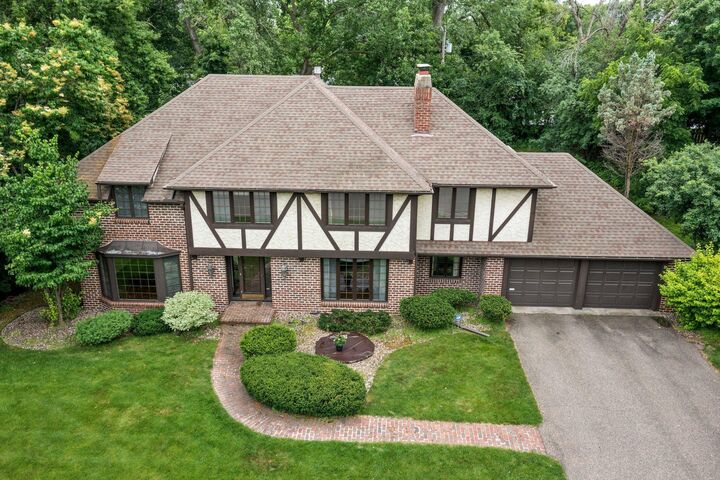 6705 Apache Road  Edina MN 55439 photo