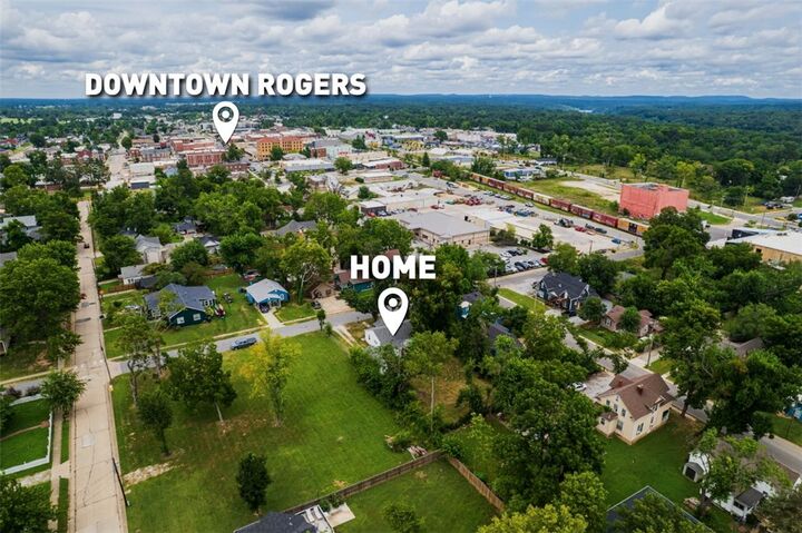 210 W Pine Street  Rogers AR 72756 photo