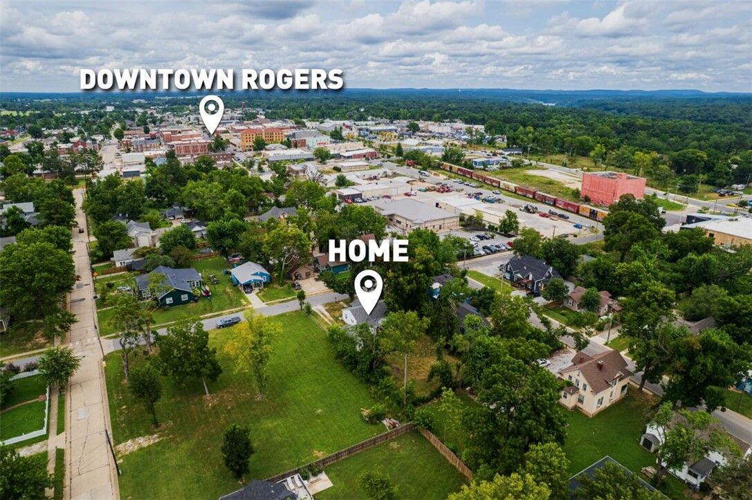 Property Photo: 210 W Pine Street AR 72756