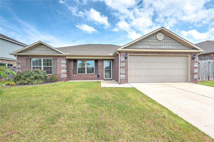 4204 Comstock Avenue  Bentonville AR 72713 photo