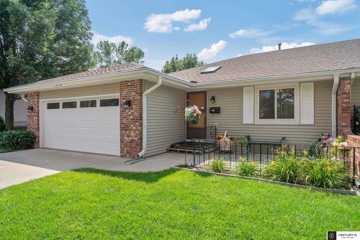Property Photo: 1310 Edgewood Boulevard NE 68046
