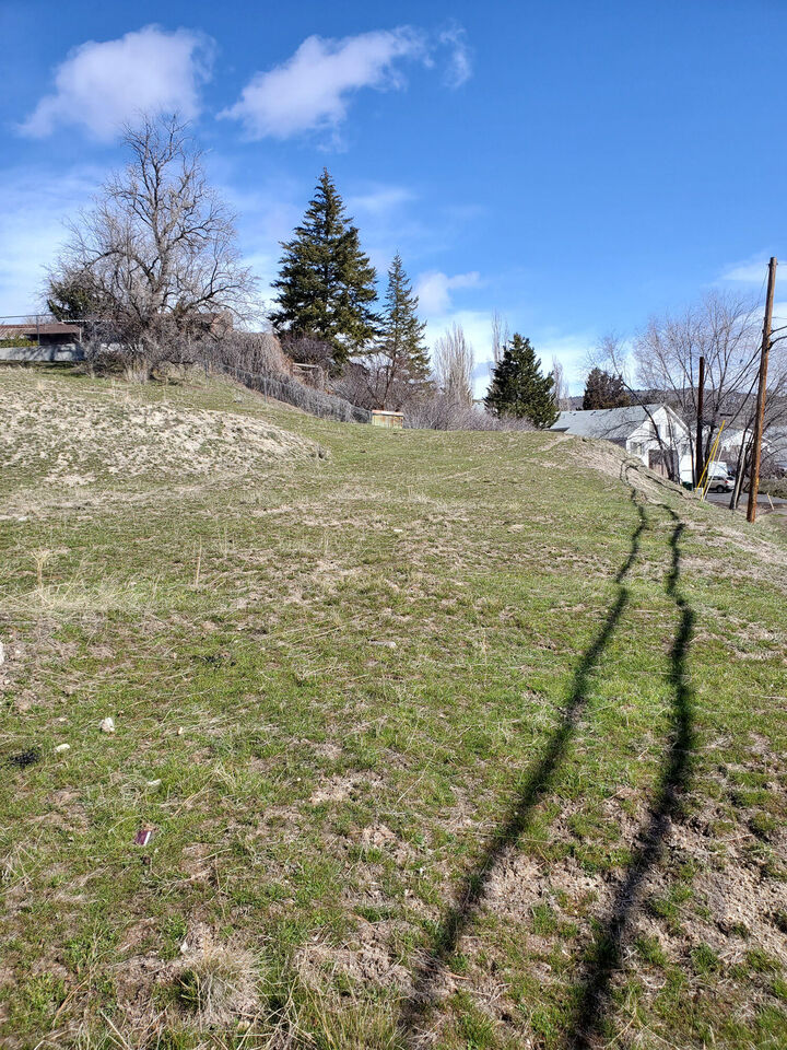 Property Photo: Old Fort Road 1,2,6 OR 97601