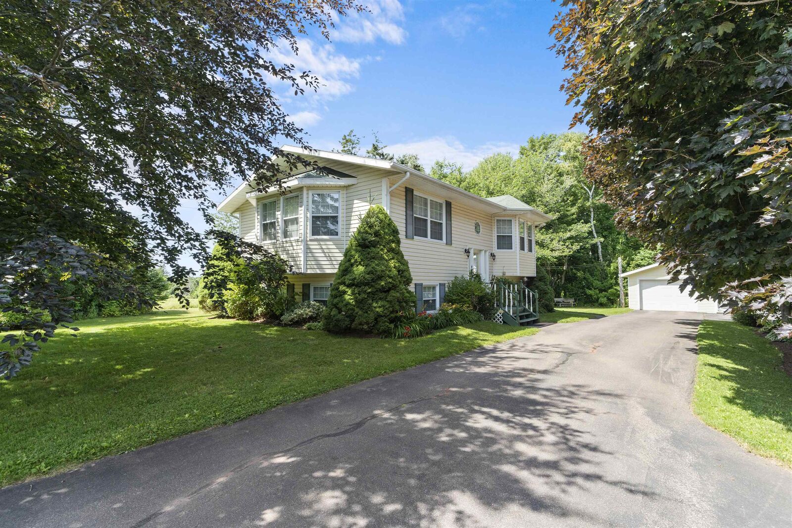 Photo de la propriété:  260 Oliver Road  PE C0B 1B0 