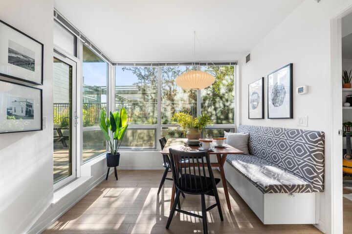 Property Photo:  128 2 Street SW 102  AB T2P 0S7 