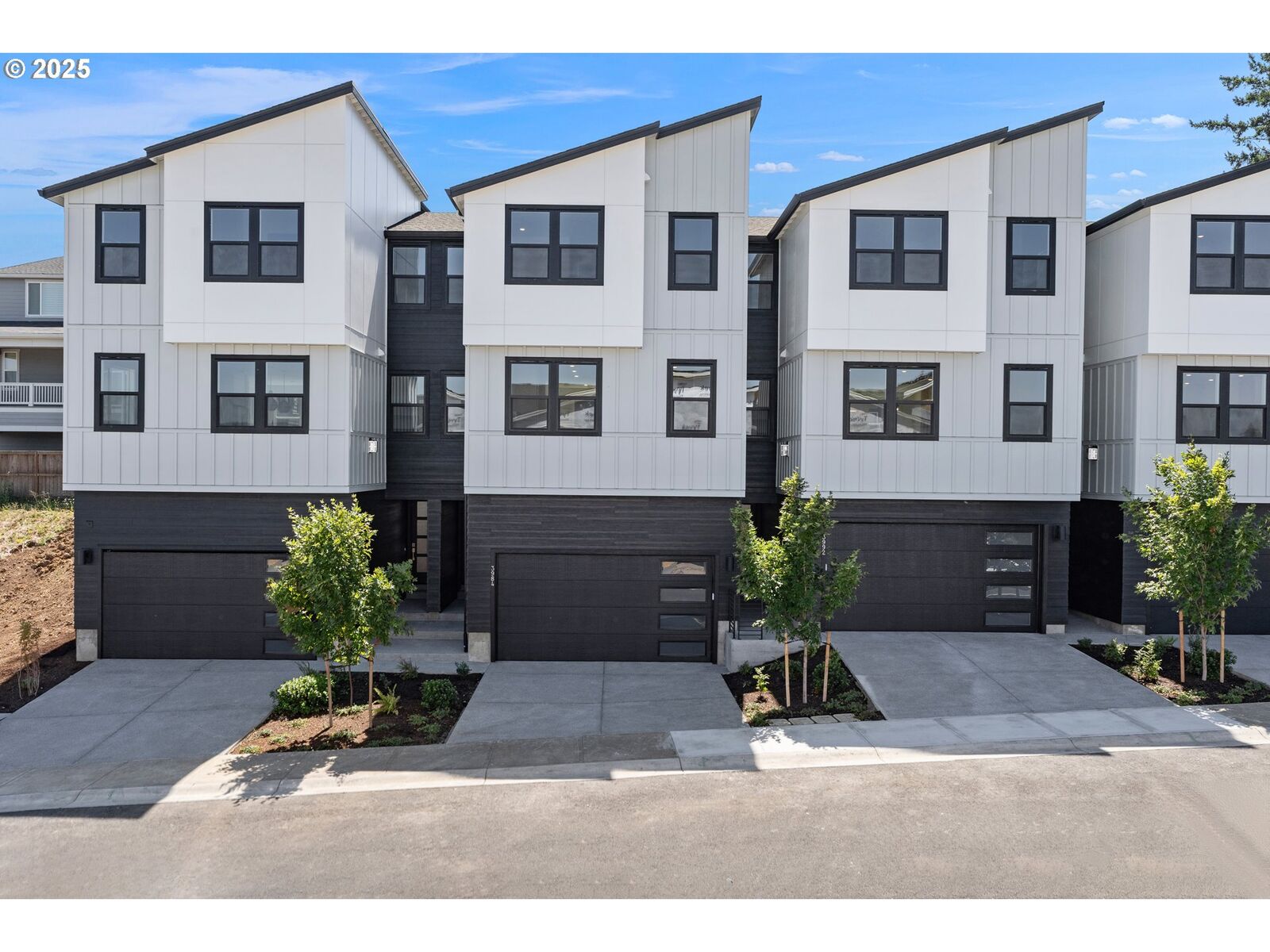 Property Photo: 3984 NW 64th Ave WA 98607