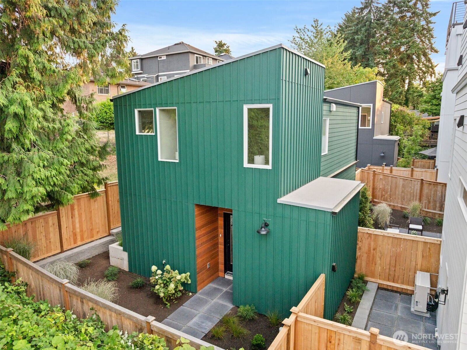 Property Photo:  5125 S Brandon Street  WA 98118 