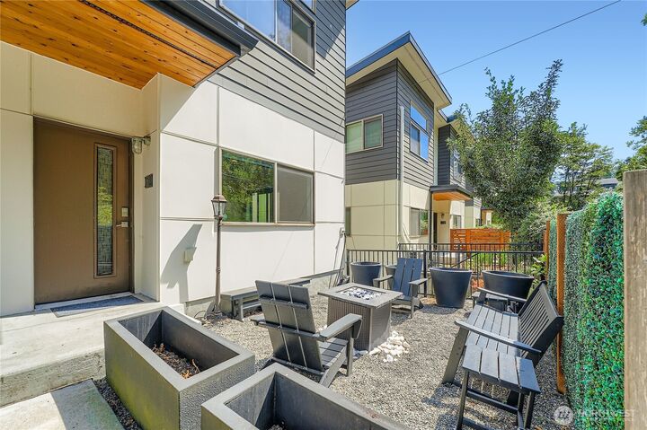 Property Photo:  8718  42nd Avenue S  WA 98118 