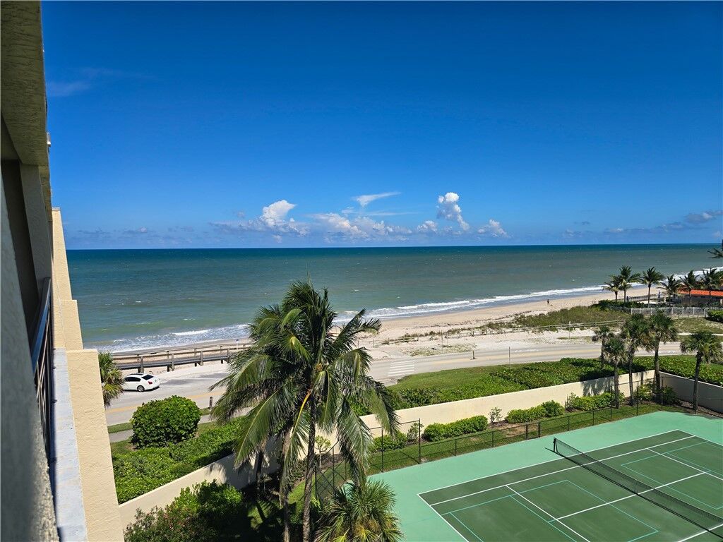 Property Photo: 3939 Ocean Drive 604B FL 32963