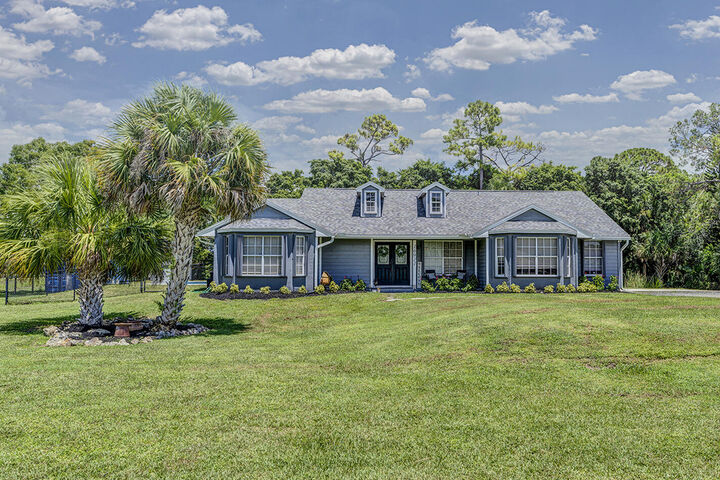 16911 Tangerine Boulevard  Loxahatchee FL 33470 photo