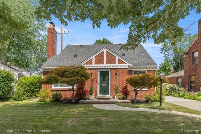 Property Photo:  1125 Beechmont Street  MI 48124 