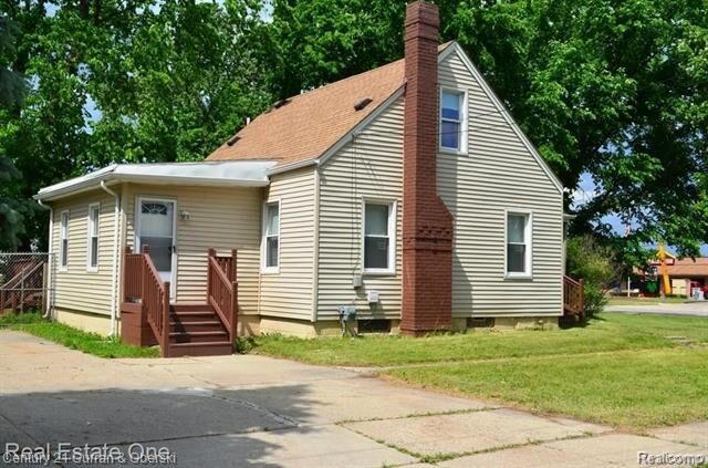 Property Photo:  5580 S Merriman Road  MI 48184 