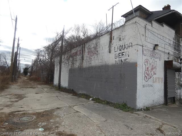 Property Photo: 7810 Goethe Street MI 48214