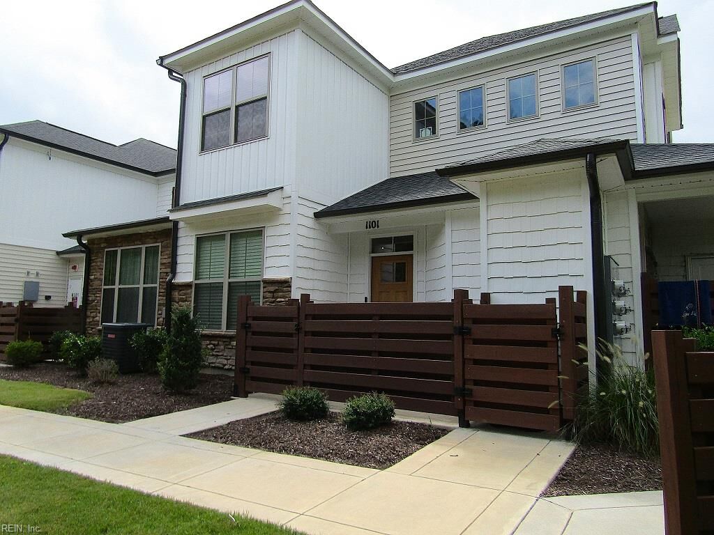 Property Photo:  1101 Union Pacific Way  VA 23435 